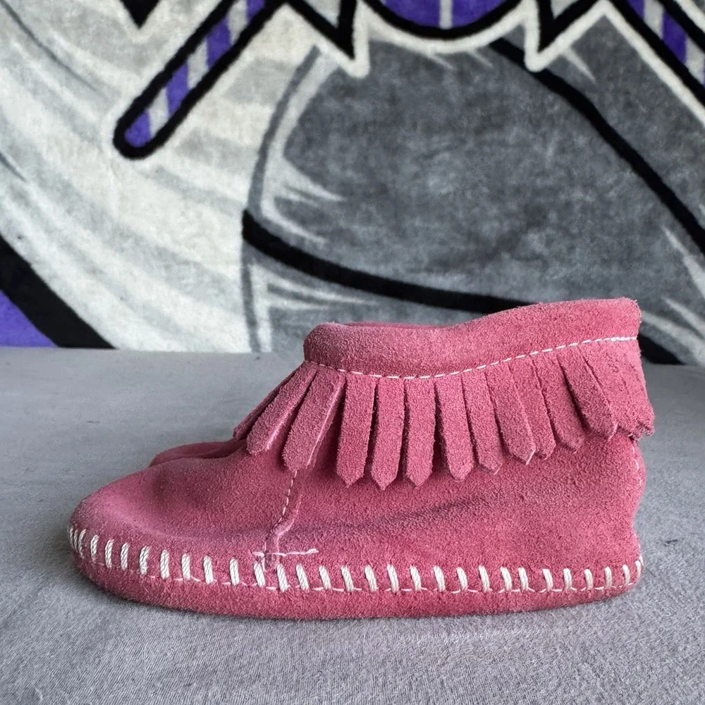 Size 4c - Minnetonka Leather Moccasins Baby/toddler Pink #1180